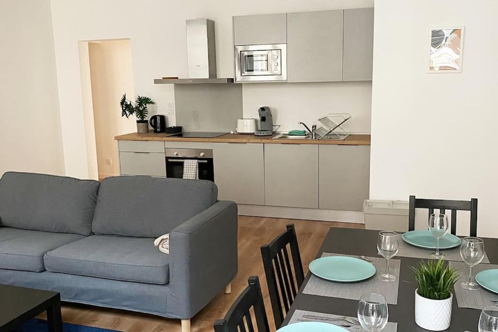 T5 Spacieux Et Chaleureux Avec Parking Privatif Apartment *